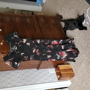 Stop Staring retro black rose floral dress